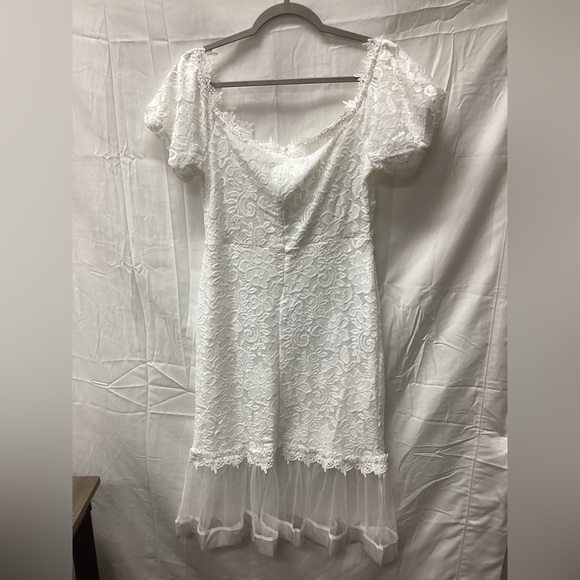 White Lace Fishtail Party Bridal Dress - Picture 2 of 5